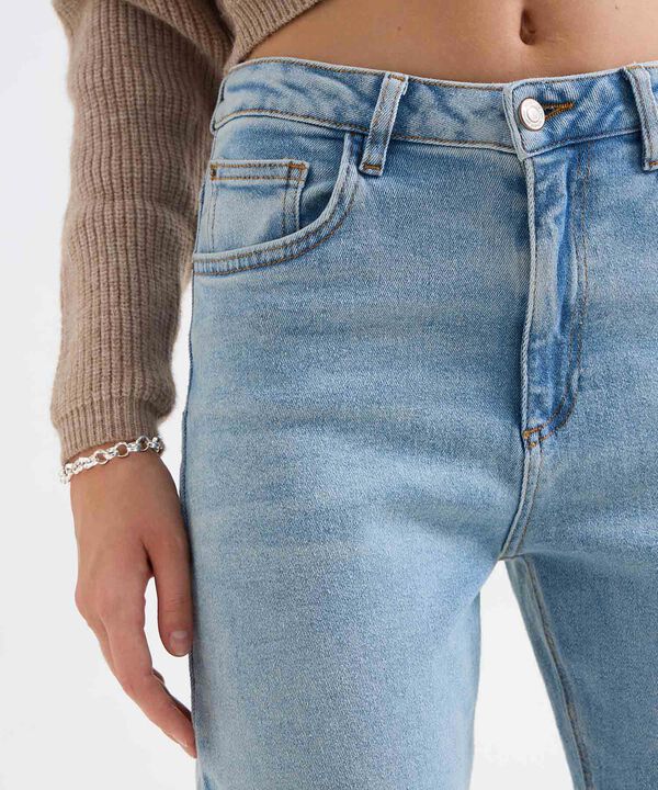 Jeans dama image number null