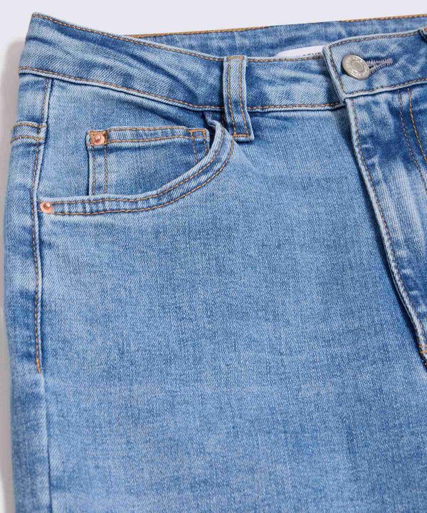 Jeans dama image number null