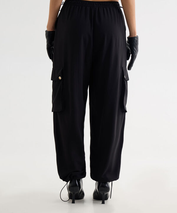 Pantalones para mujer image number null