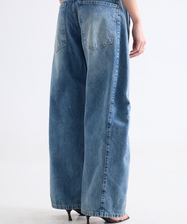 Jeans dama image number null