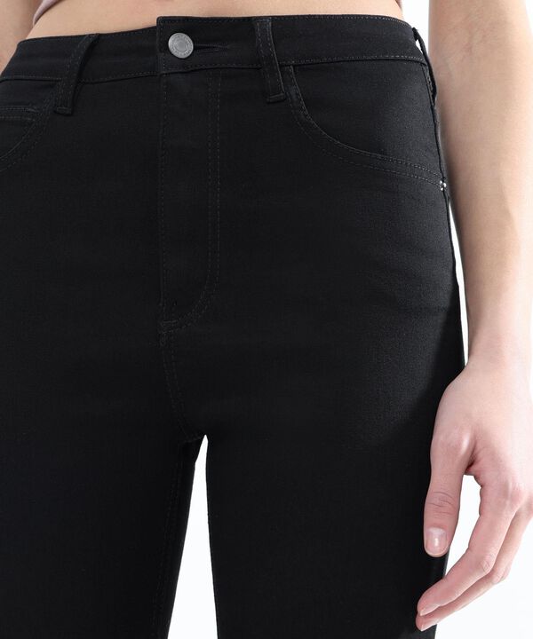 Jeans dama image number null