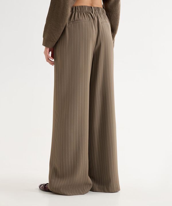 Pantalones para mujer image number null