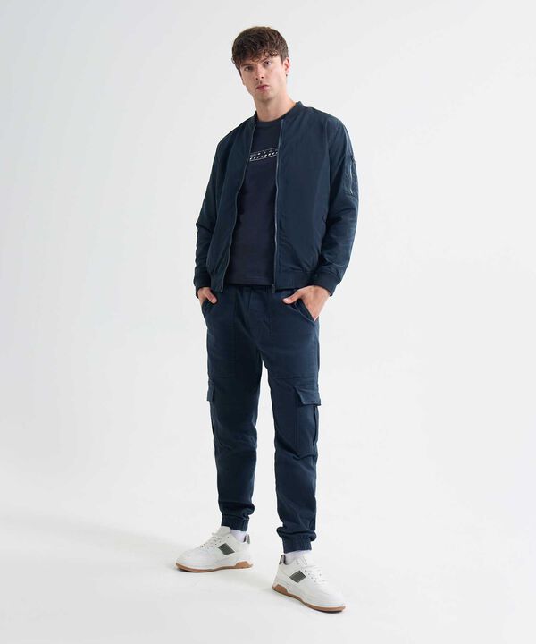 Pantalones para hombre image number null