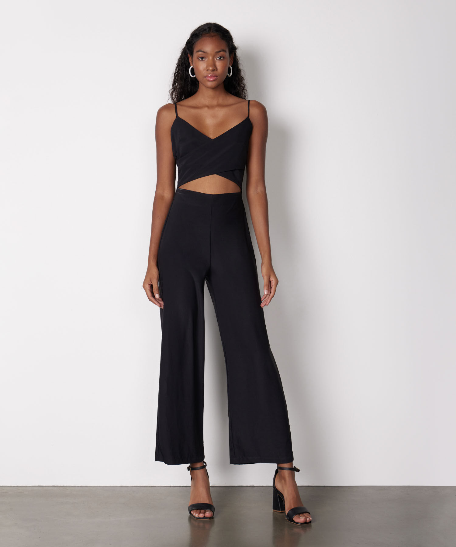 Enterizo De Tiras Con Cut Out Compra Online SEVEN SEVEN
