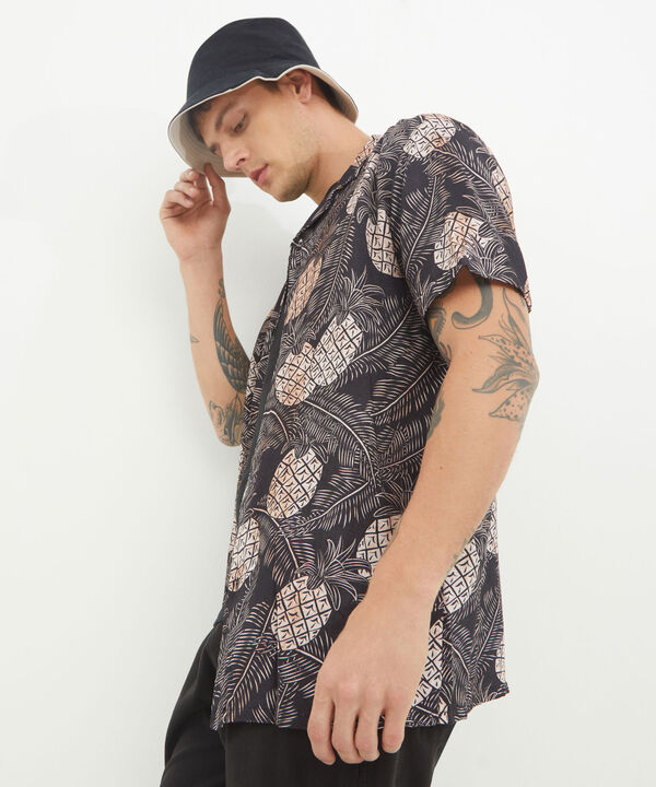 Camisas básicas para hombre 