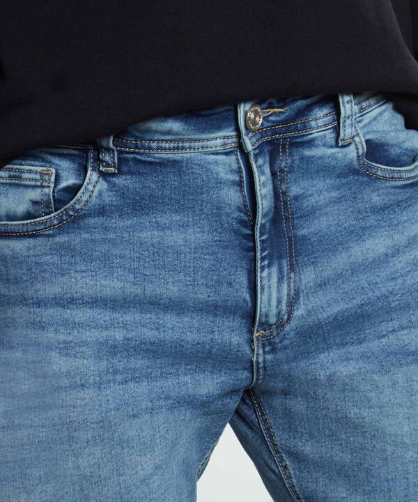 Jeans hombre image number null