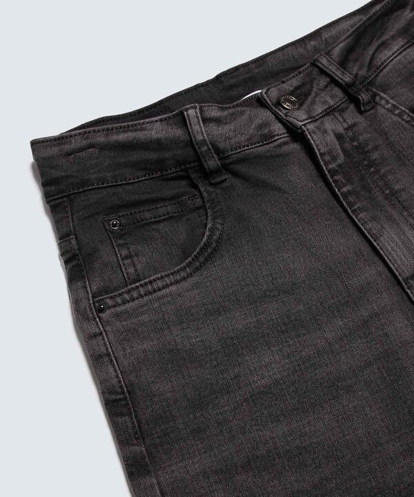 Jeans dama image number null