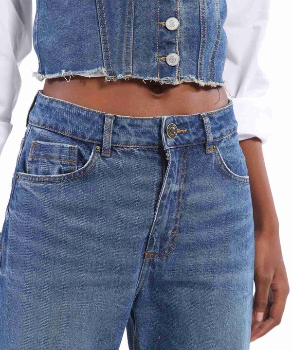 Jeans dama image number null
