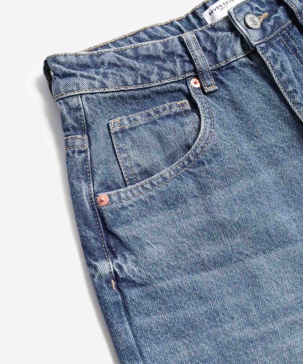 Jeans dama image number null