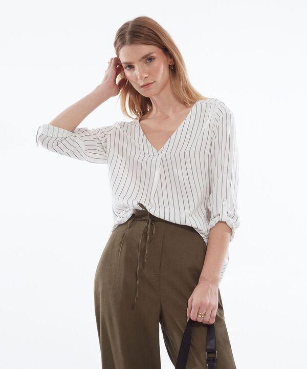 Blusa básica para mujer image number null