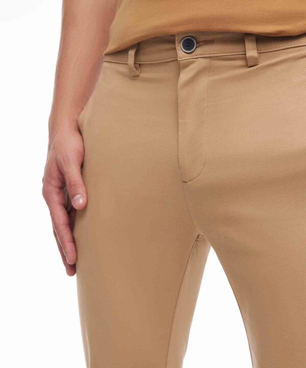 Pantalones básicos para hombre