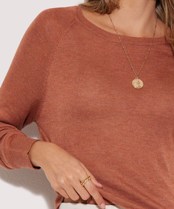 Sacos y buzos básicos para mujer