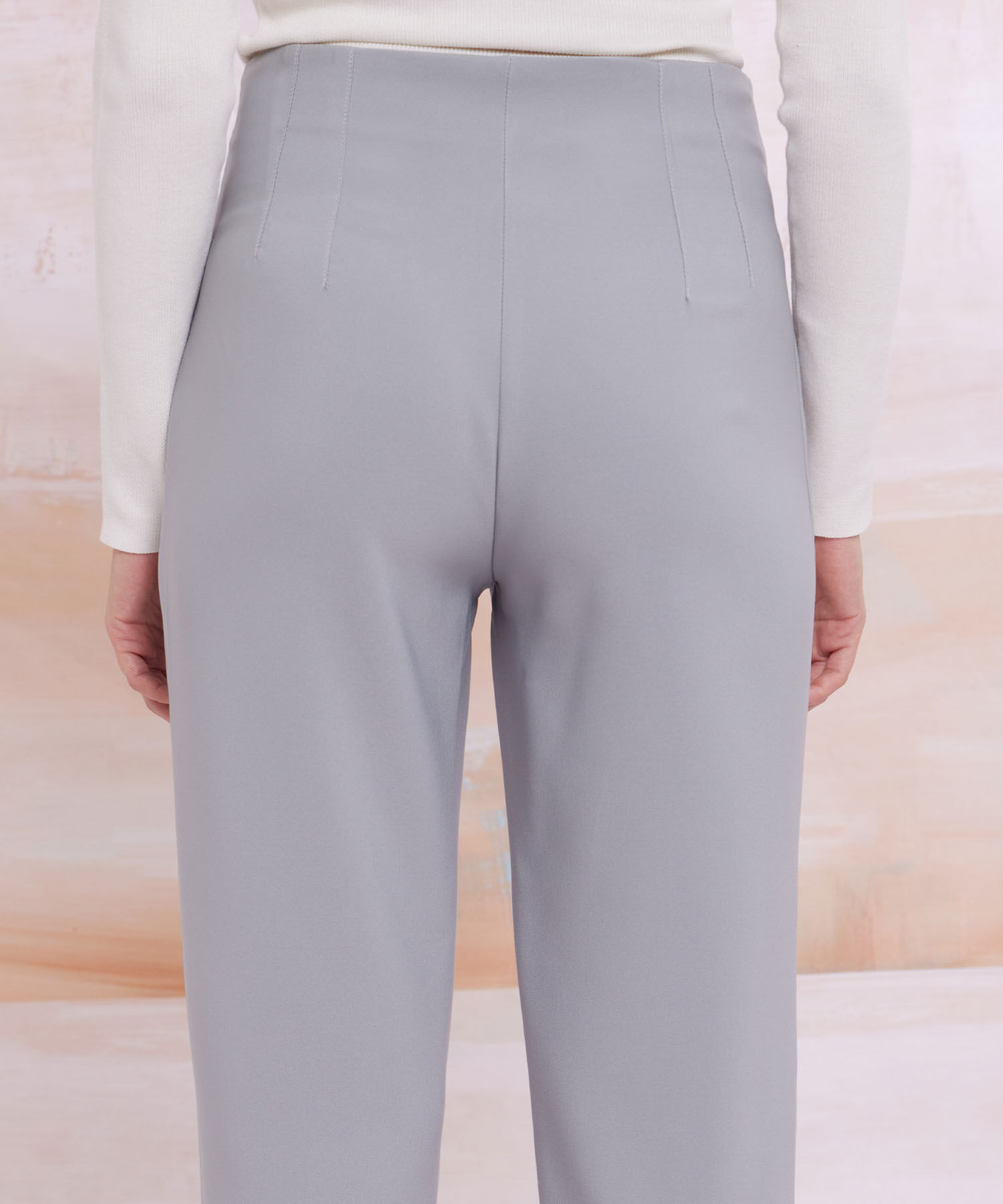 Pantalones básicos para mujer