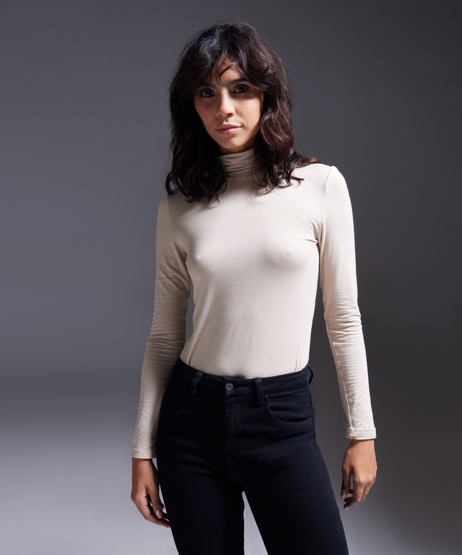 Camisetas cuello cisne mujer online