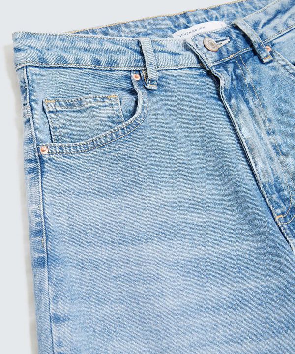 Jeans dama image number null