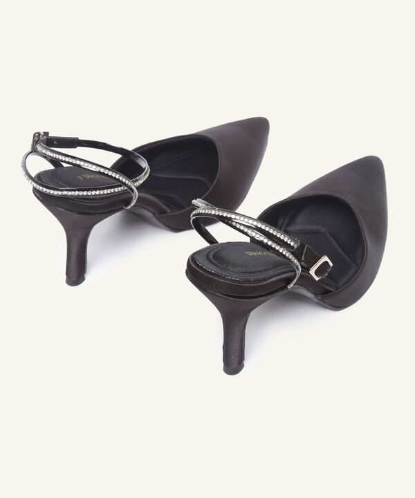 Tacones de mujer