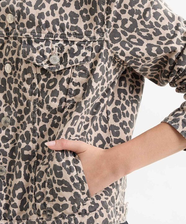 Chaquetas para mujer image number null