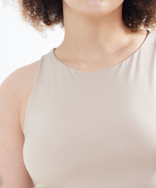 Tops Básicos Para Mujer image number null