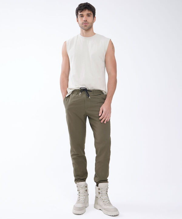 Joggers basicos para hombre image number null