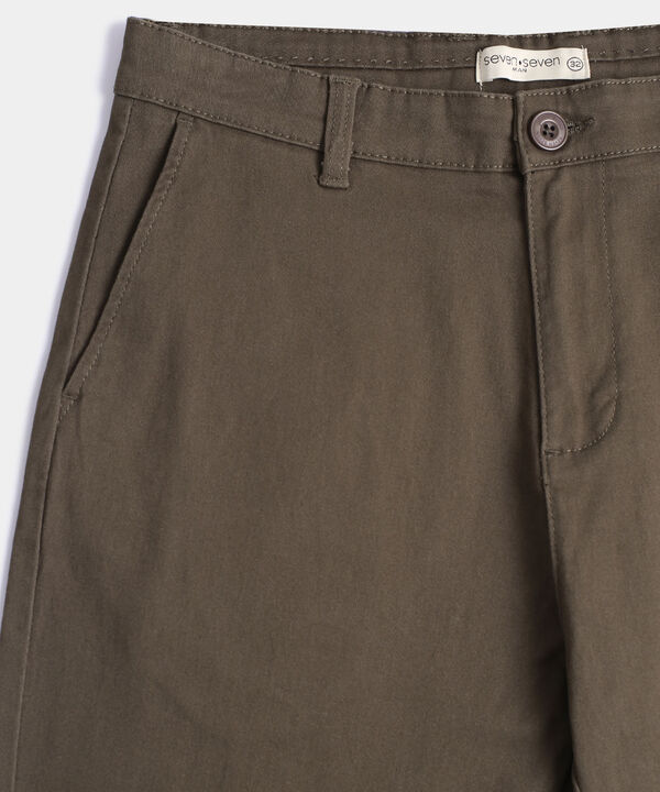 Pantalones basicos para hombre