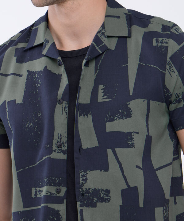Camisas-básicas-para-hombre