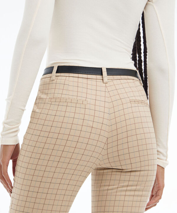 Pantalones basicos para mujer