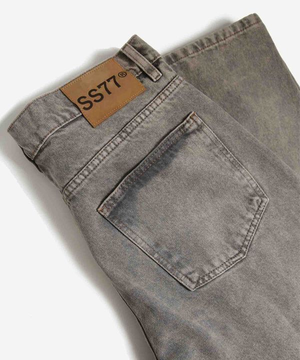 Jeans para hombre image number null