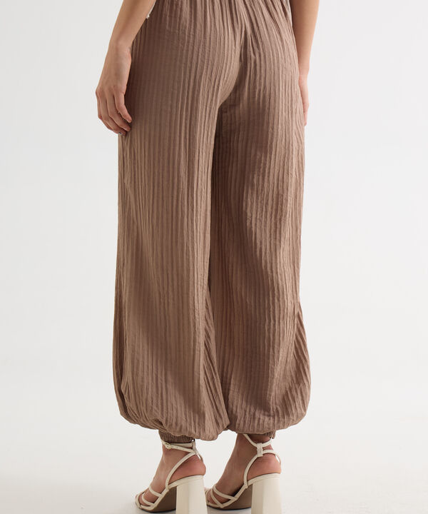 Pantalones para mujer image number null