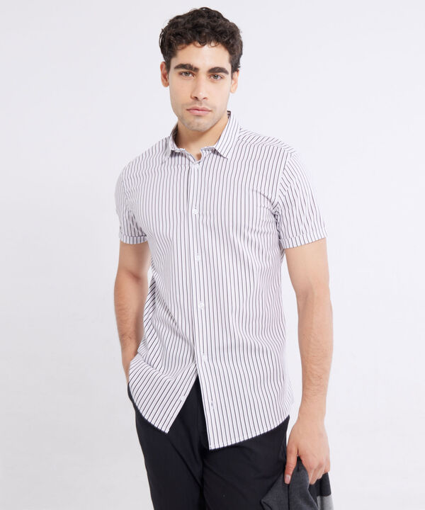 Camisas básicas para hombre