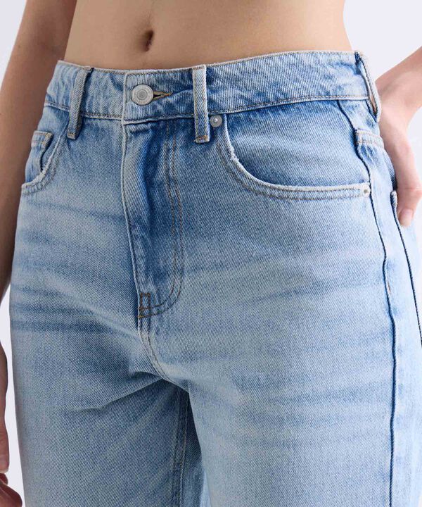 Jeans dama image number null