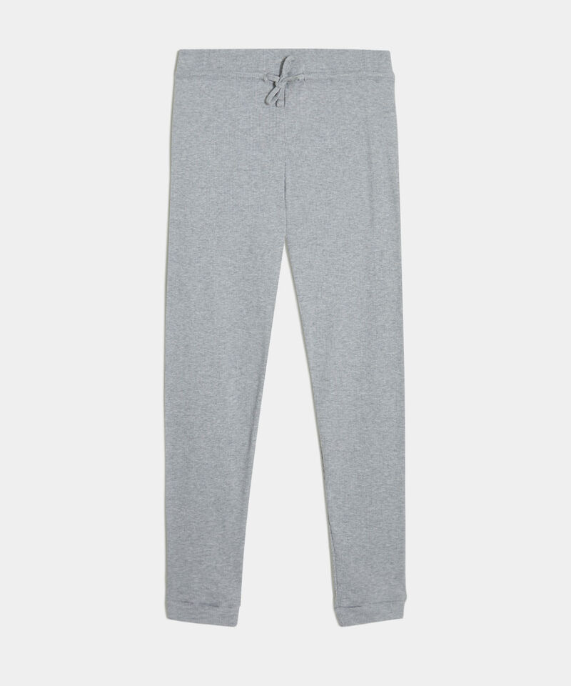 Pantalones basicos para mujer