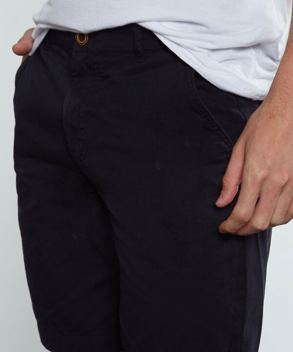 Bermudas básicas para hombre image number null
