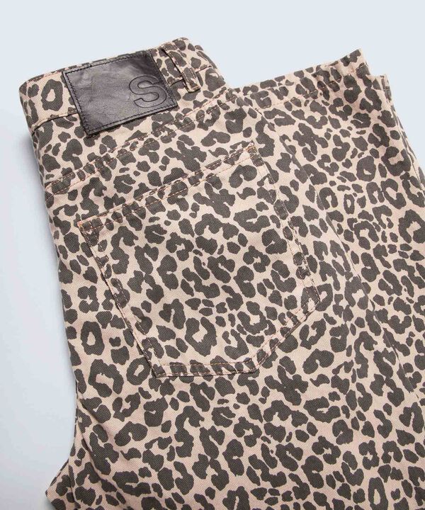 Jeans dama image number null