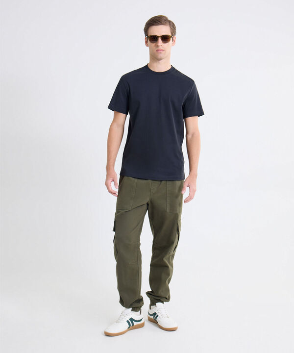 Pantalon para hombre image number null