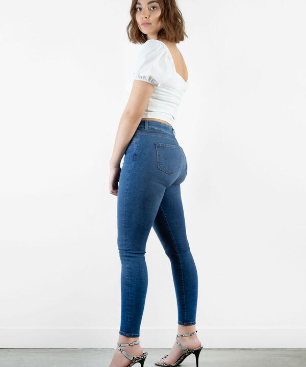 Jeans basicos para mujer
