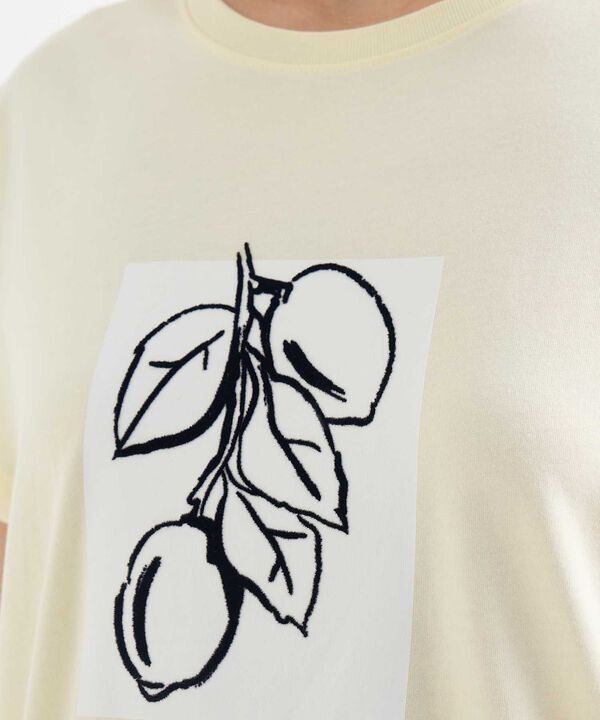 Camisetas Estampadas para mujer image number null
