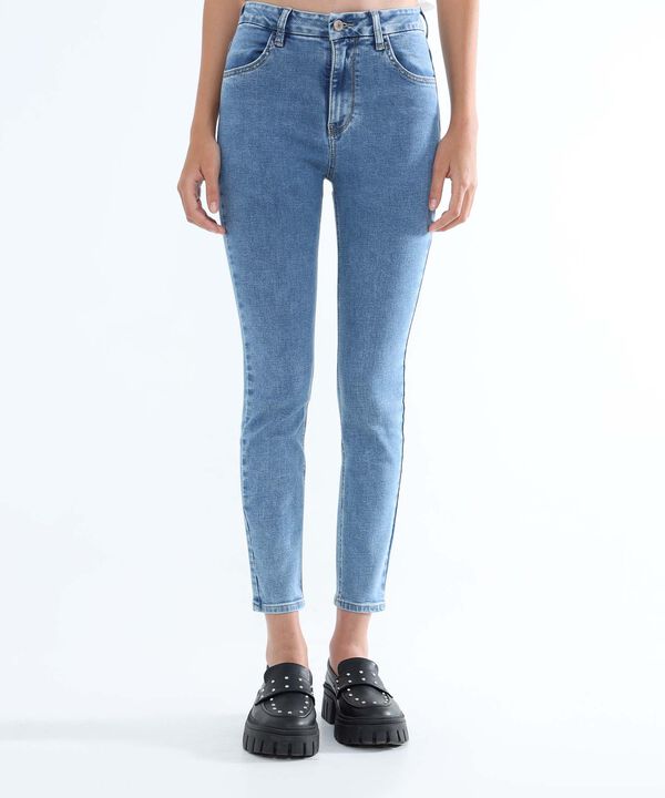 Jeans dama image number null