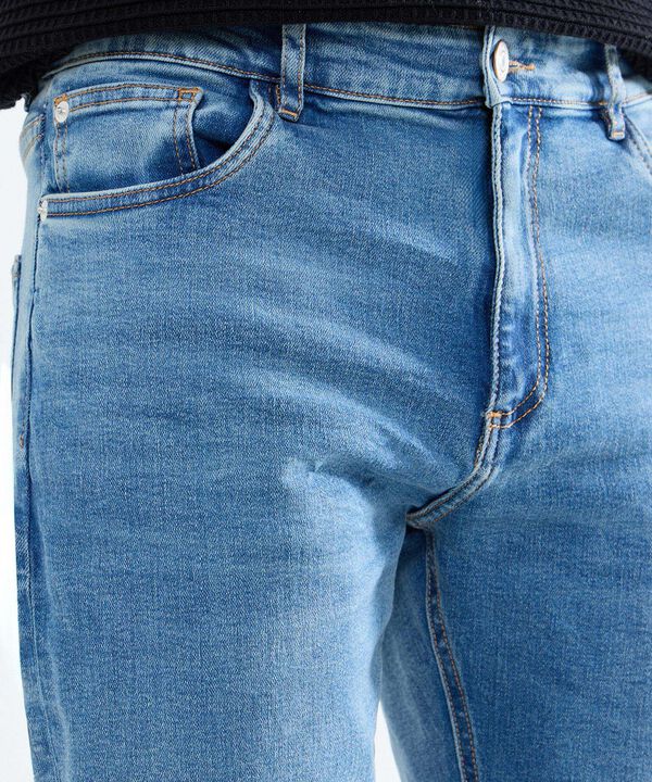 Jeans para hombre image number null