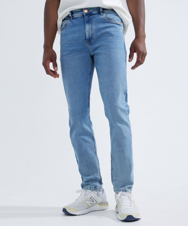 Jeans hombre image number null