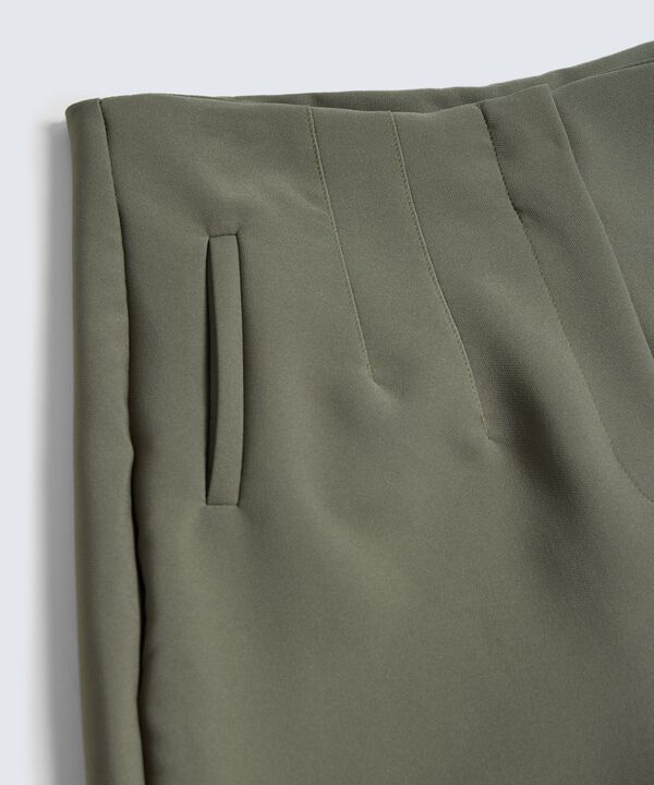 Pantalones para mujer image number null