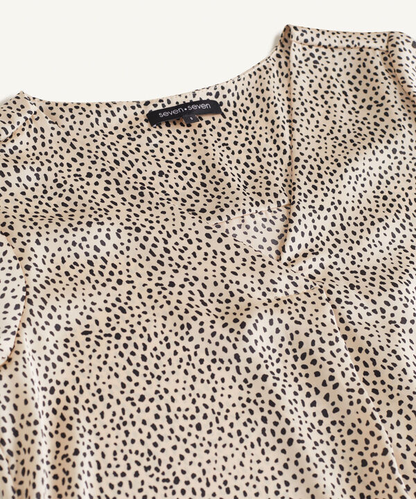 Blusa básica para mujer image number null