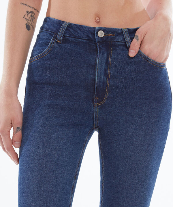 Jeans dama image number null