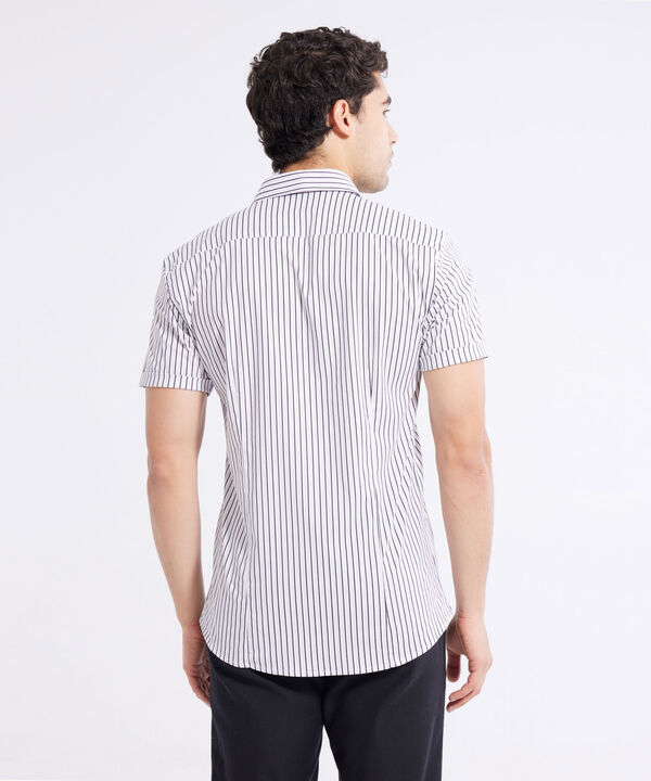 Camisas básicas para hombre