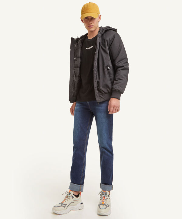 Jeans básicos hombre image number null