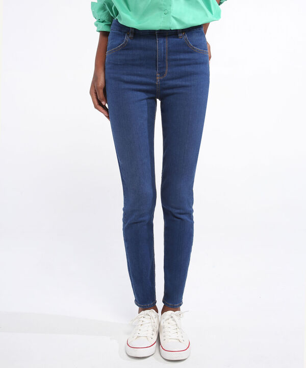 Jeans basicos para mujer image number null