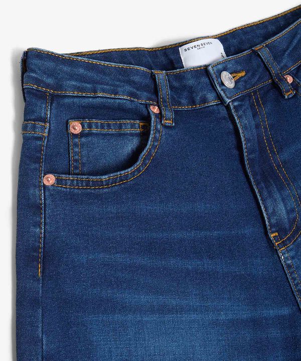 Jeans dama image number null