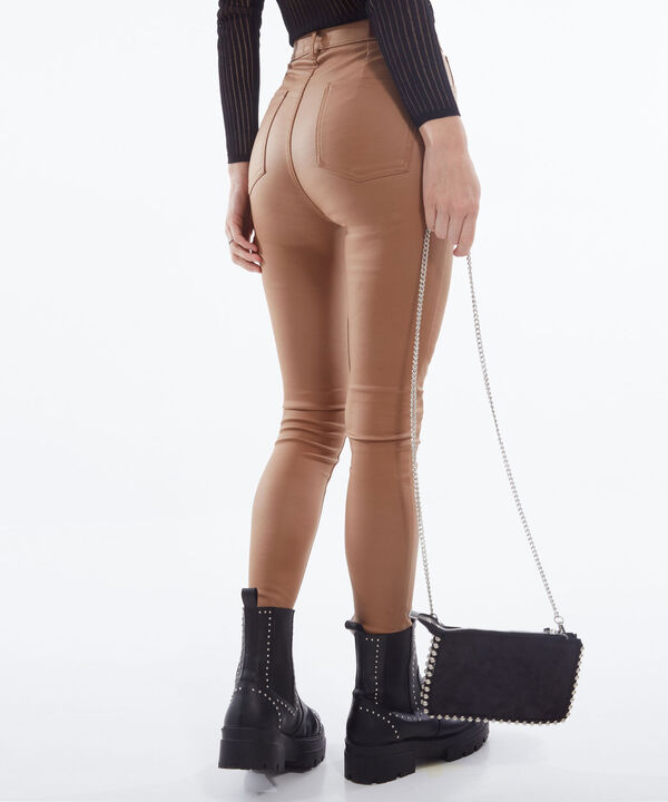 Pantalones para mujer