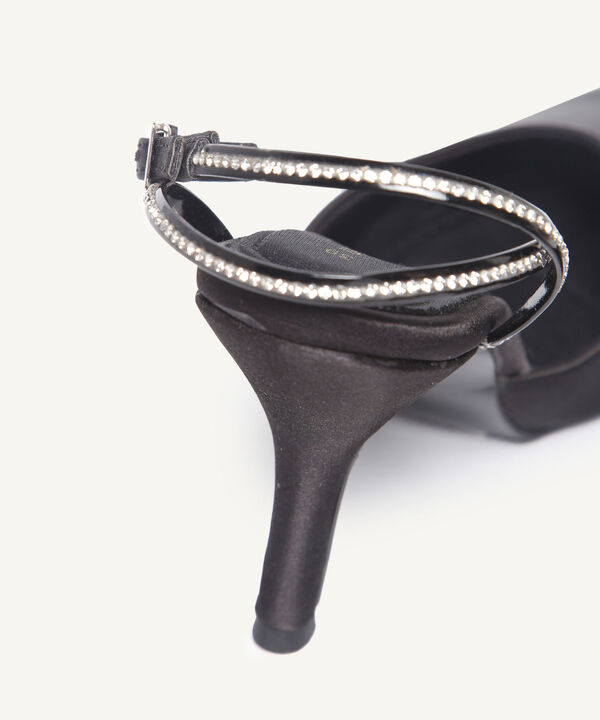 Tacones de mujer