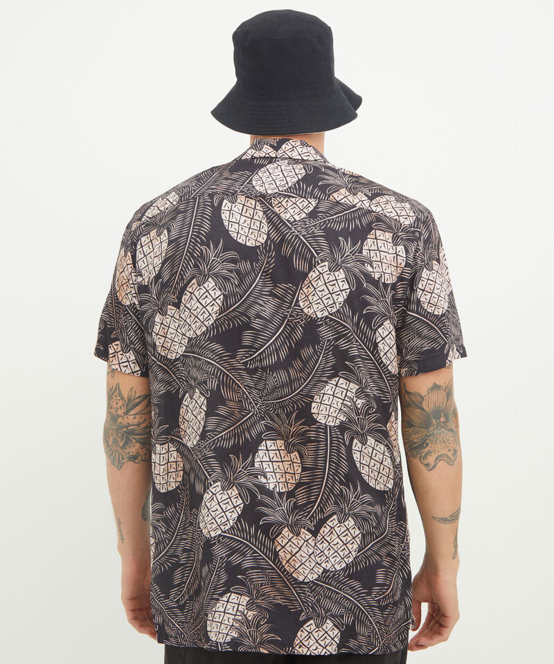Camisas básicas para hombre 