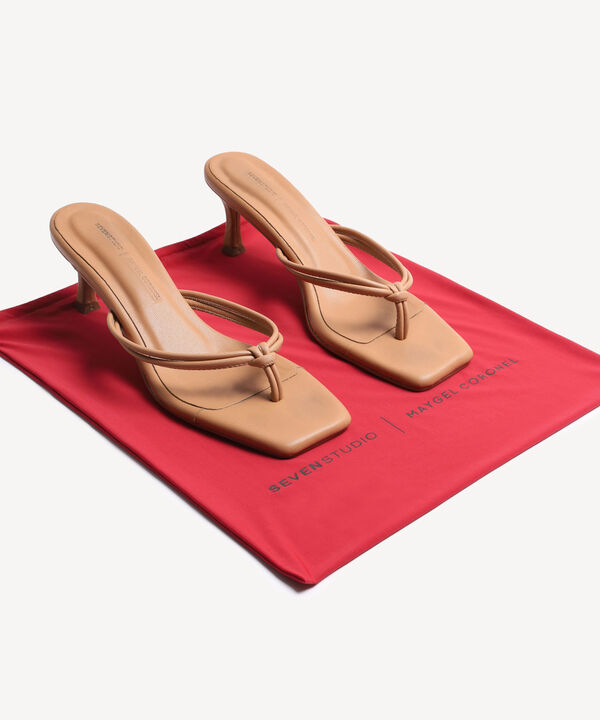 Sandalias para mujer image number null
